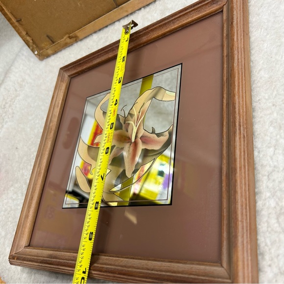 Vintage 90's wooden framed mirror mauve Lily & Lotus flower set 10" x 10" - Picture 8 of 11